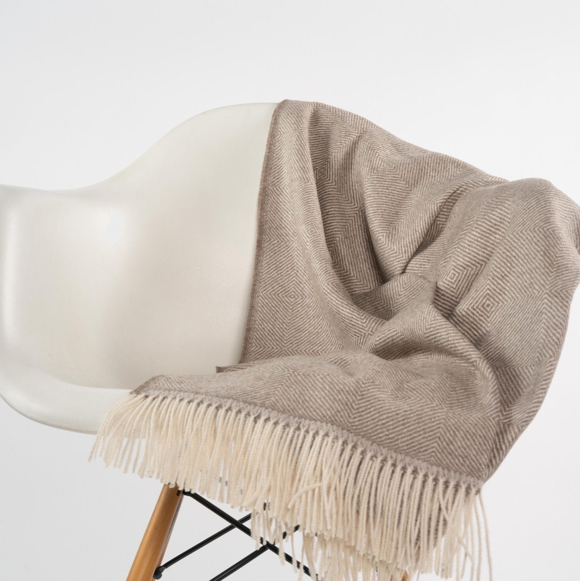 Alpaka Plaid Castillo Braun 2 Wohndecke Tagesdecke hochwertig