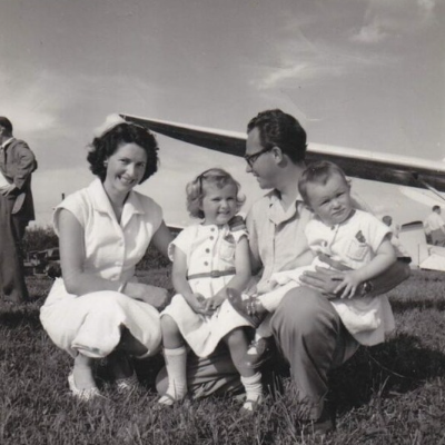Familie Ritter 1957 Flugplatz