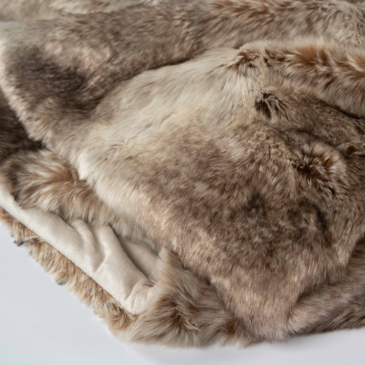 fellimitat nutria ritter decken detailfoto
