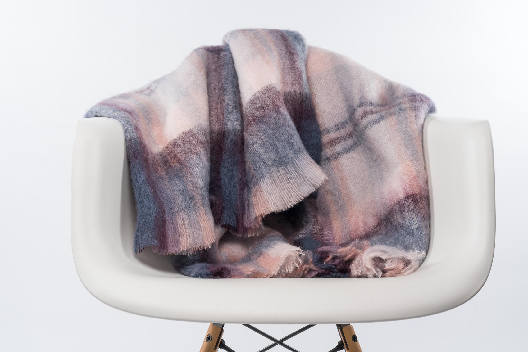 Lullaby-Mohair-Plaid, Wohndecke